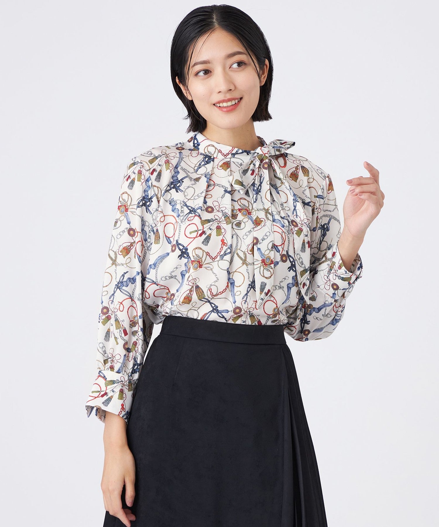 2211-U1M0862102__,02,モデル身長167cm 着用サイズ：38