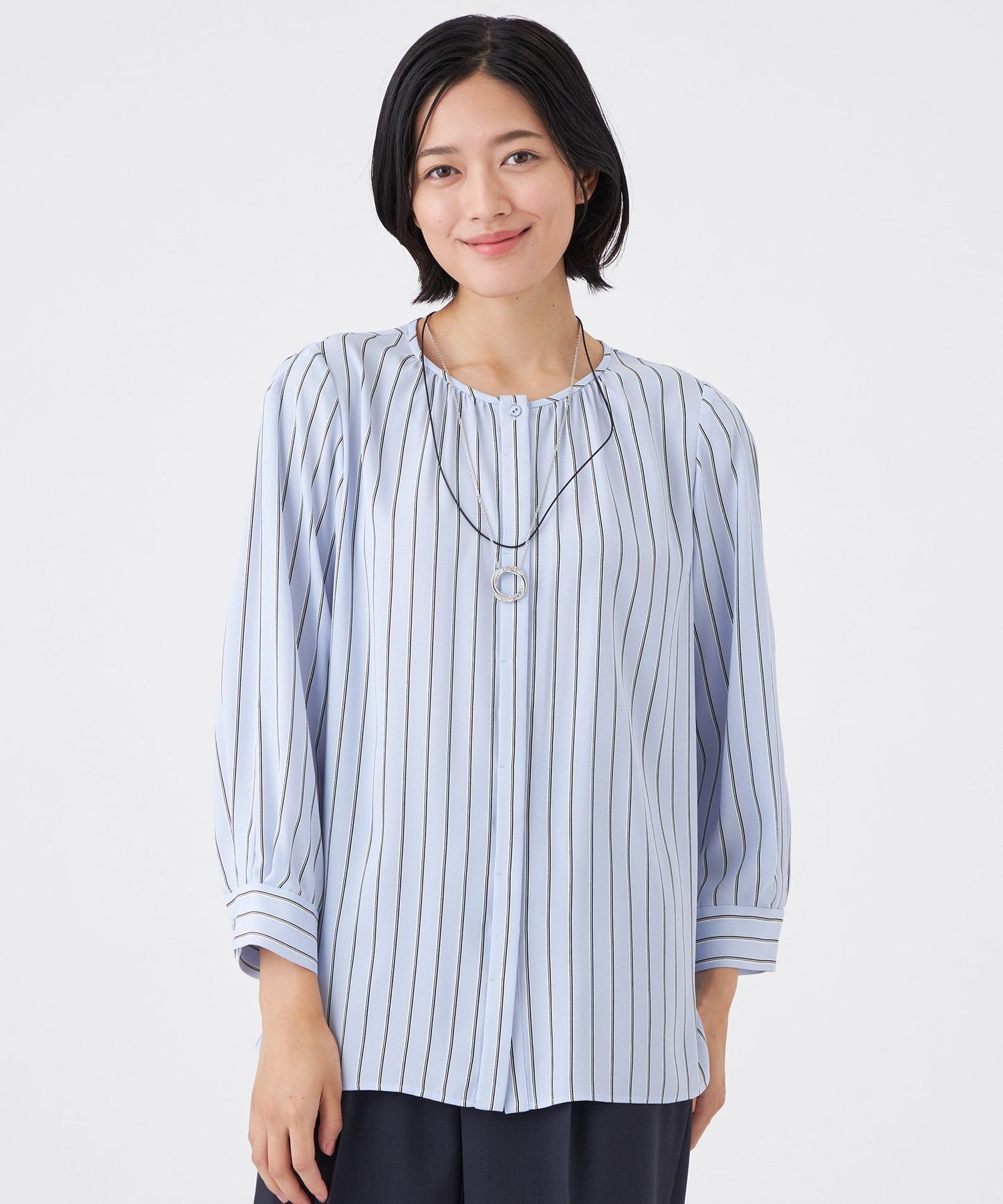 2212-U3M0561020__,20,
