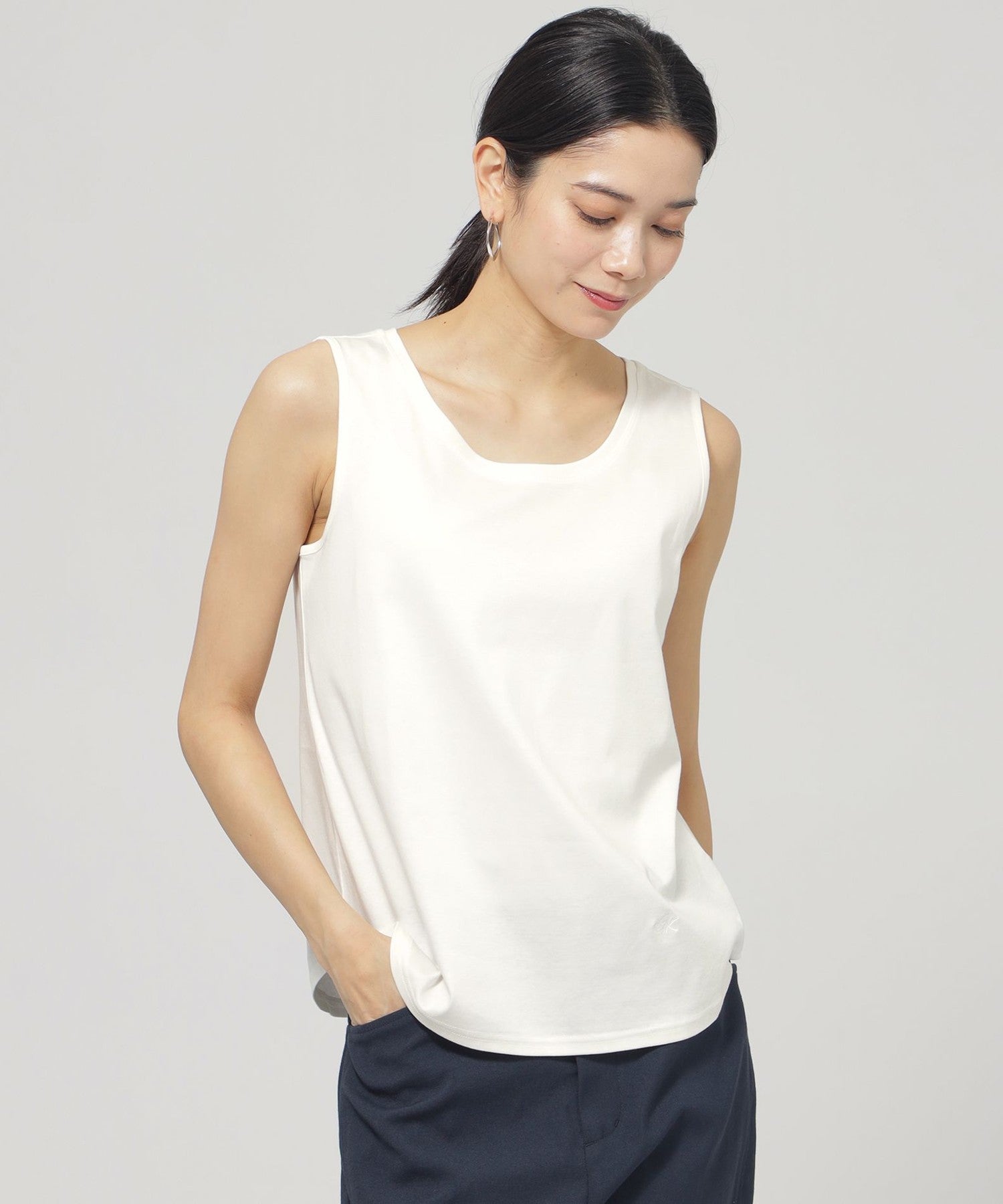 2214-U7P0953502__,02,