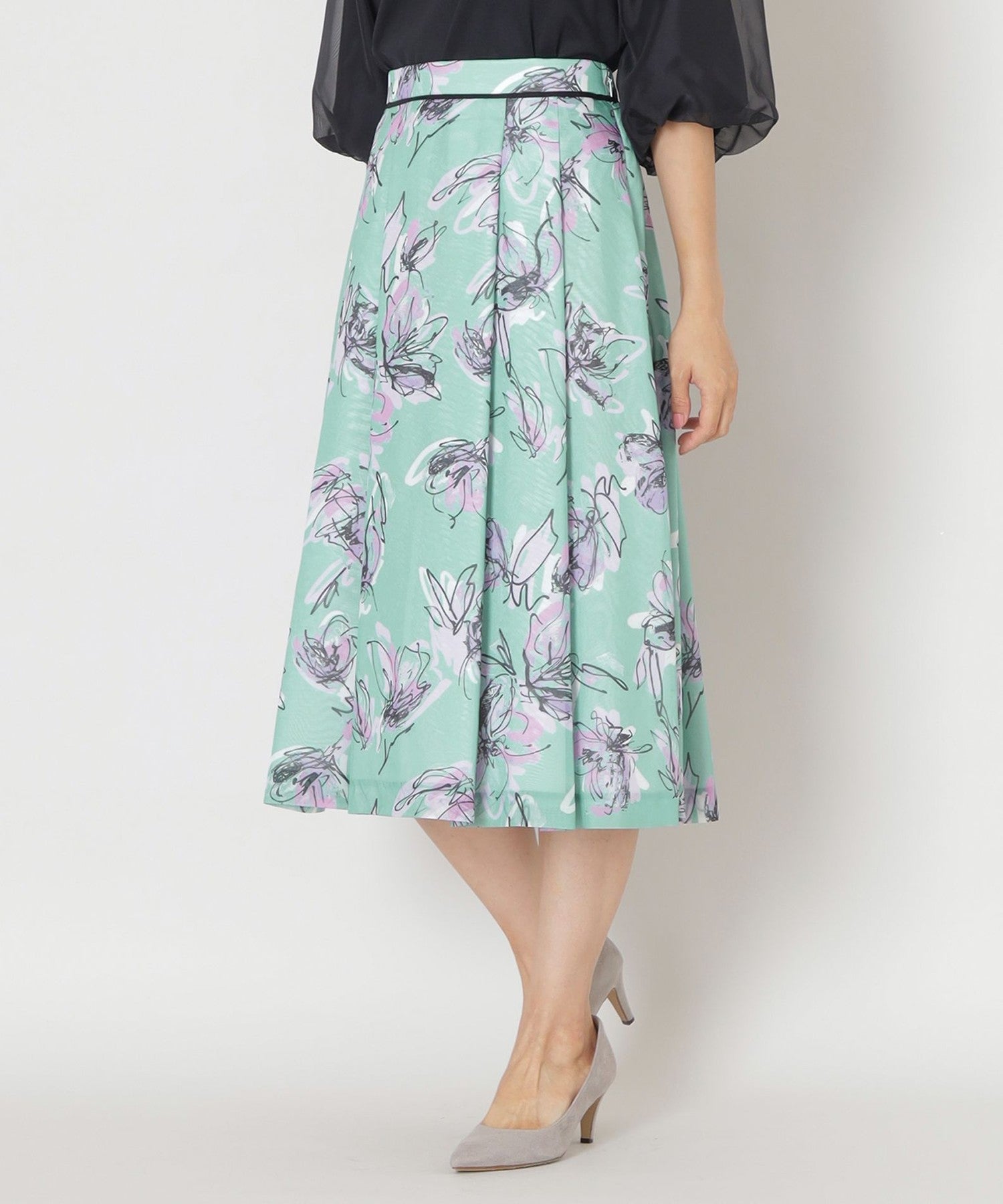 2361-W5S0642872__,72,モデル身長167cm 着用サイズ：40